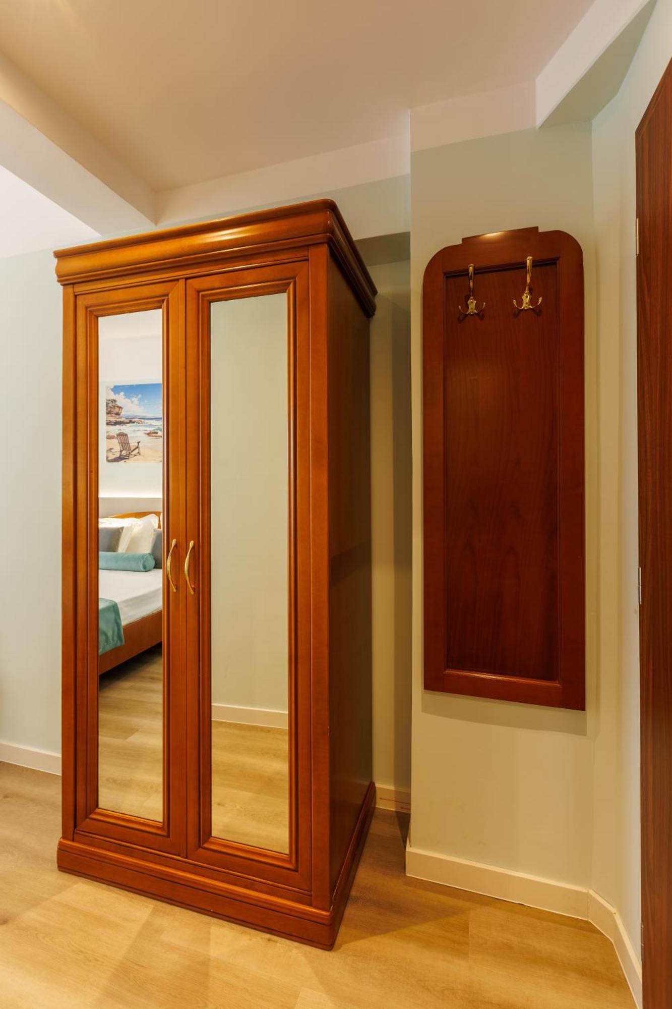 Amiral Hotel 4*