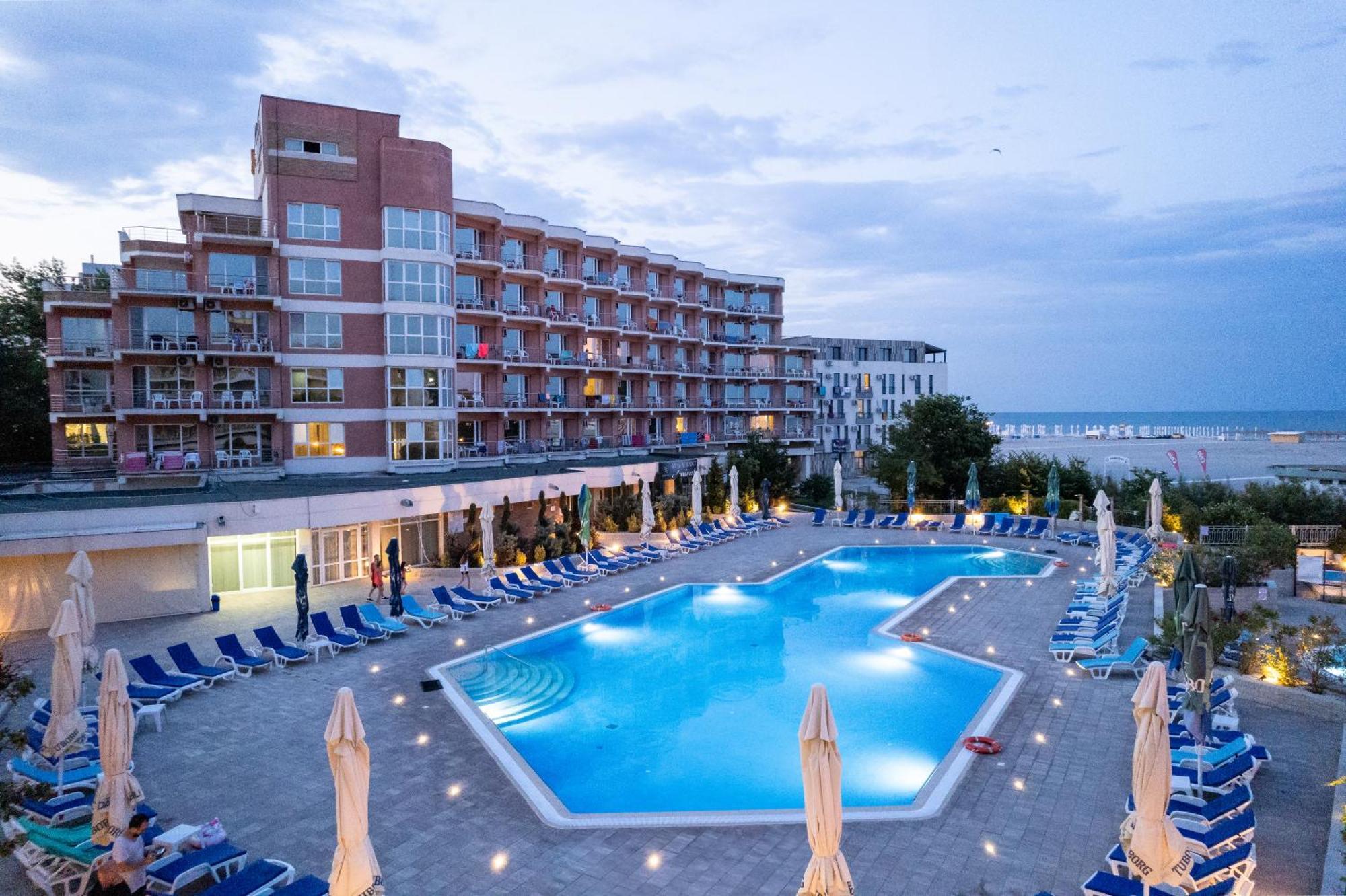 Amiral Hotel 4*