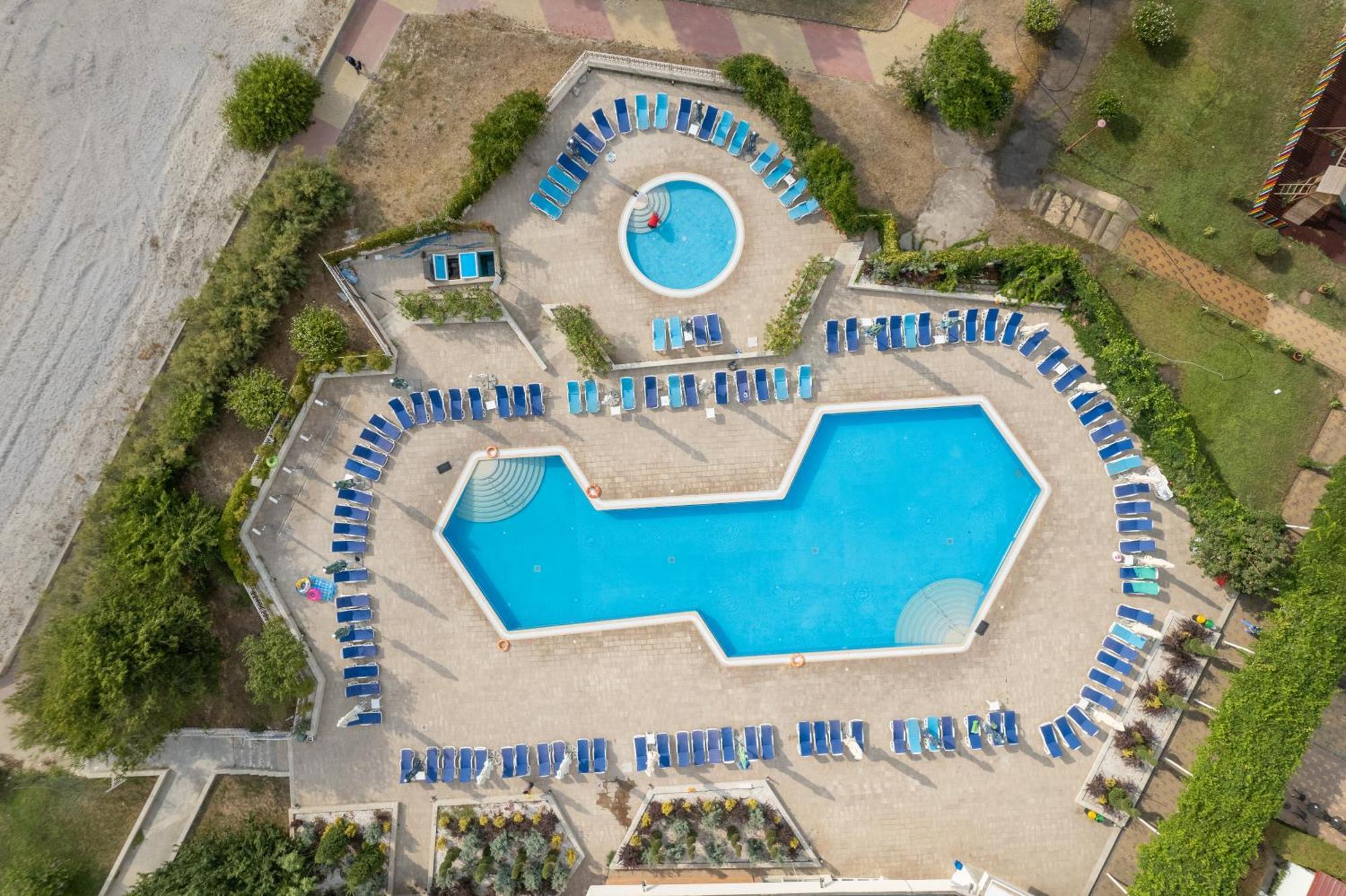 Amiral Hotel 4*